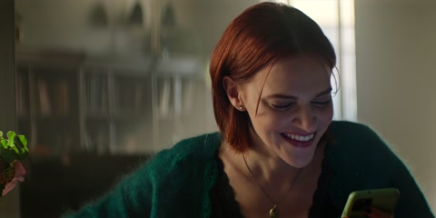 You (2018) S05 E08 Web-DL 720p hevc [Hindi-English]