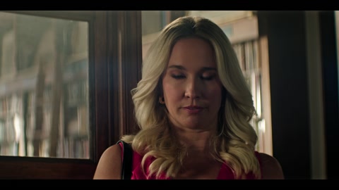 You (2018) S05 E07 Web-DL 1080p hevc [English-Hindi]