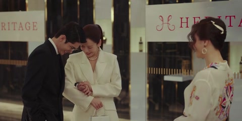 Strong Girl Nam-soon (2023) S01 E09 Web-DL 480p h264 [Hindi-English-Korean]
