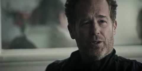 You (2018) S04 E01 Web-DL 480p h264 [Hindi-English]
