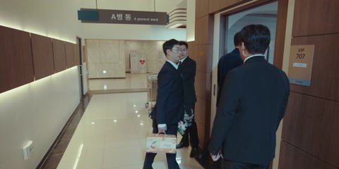 Strong Girl Nam-soon (2023) S01 E10 Web-DL 1080p h264 [Hindi-English-Korean]
