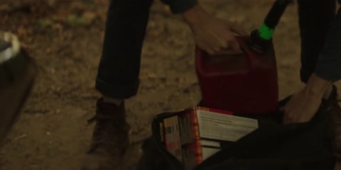 You (2018) S01 E03 Web-DL 720p h264 [Hindi-English]