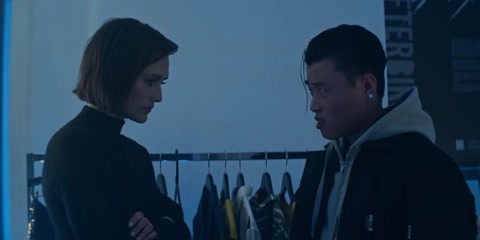 You (2018) S04 E02 Web-DL 480p h264 [Hindi-English]