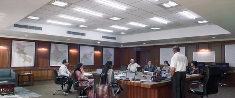 The Vaccine War (2023) Web-DL 720p h264 [Hindi]