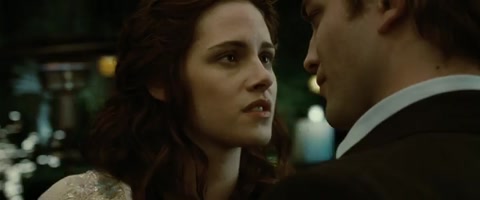 Twilight (2008) BluRay 480p h264 [Hindi-English]