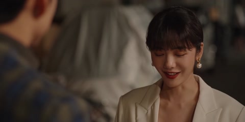 Fake It Till You Make It (2023) S01 E03 Web-DL 1080p h264 [Hindi-Chinese]