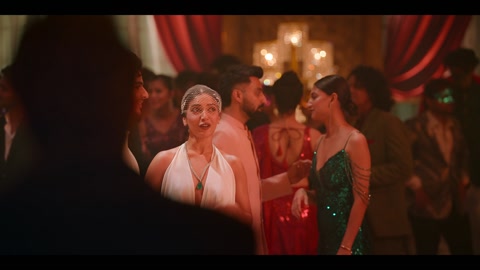 The Royals (2025) S01 E04 Web-DL 1080p h264 [Hindi]
