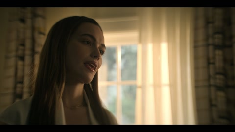 You (2018) S03 E07 Web-DL 1080p h264 [English-Hindi]