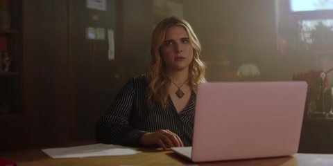 You (2018) S01 E03 Web-DL 480p h264 [Hindi-English]
