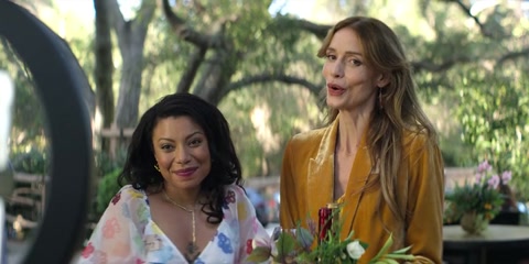 You (2018) S03 E06 Web-DL 480p h264 [Hindi-English]