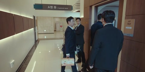 Strong Girl Nam-soon (2023) S01 E10 Web-DL 480p h264 [Hindi-English-Korean]