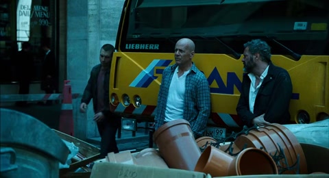 A Good Day to Die Hard (2013) BluRay 720p hevc [Hindi-English]