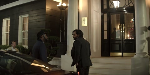You (2018) S04 E01 Web-DL 720p h264 [Hindi-English]