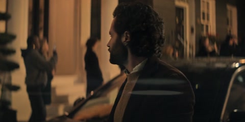 You (2018) S04 E01 Web-DL 720p h264 [Hindi-English]