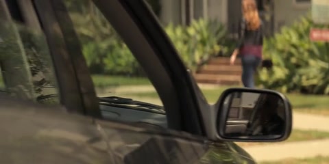 You (2018) S02 E06 Web-DL 480p h264 [Hindi-English]