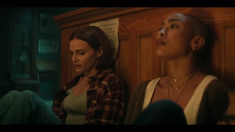 You (2018) S05 E09 Web-DL 1080p hevc [English-Hindi]