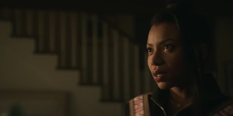 Download You (2018) S03 E07 Web-DL 720p h264 [Hindi-English] | Filmy21