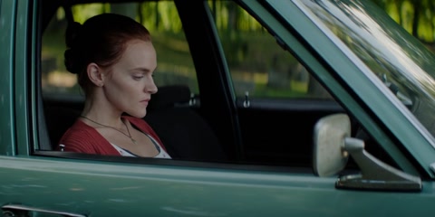 You (2018) S05 E10 Web-DL 720p h264 [Hindi-English]