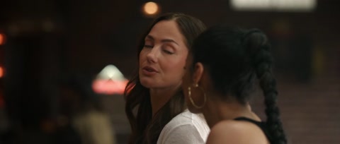 Ransom Canyon (2025) S01 E06 Web-DL 720p h264 [Hindi-English]