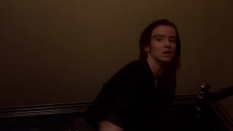 The 4th Floor (1999) BluRay 1080p h264 [Hindi-English]