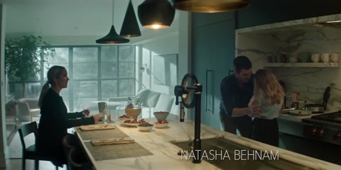 You (2018) S05 E05 Web-DL 1080p h264 [Hindi-English]