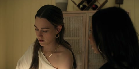 Download You (2018) S03 E05 Web-DL 720p h264 [Hindi-English] | Filmy21