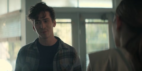 You (2018) S03 E05 Web-DL 720p h264 [Hindi-English]