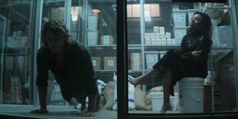You (2018) S03 E09 Web-DL 720p h264 [Hindi-English]