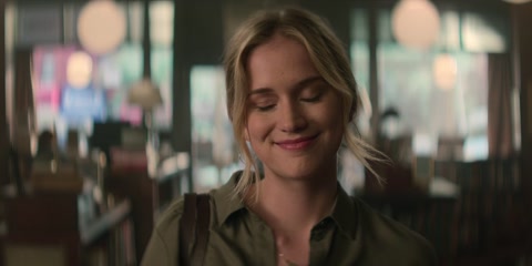 You (2018) S03 E01 Web-DL 720p h264 [Hindi-English]