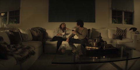 Download You (2018) S03 E01 Web-DL 720p h264 [Hindi-English] | Filmy21