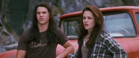 The Twilight Saga: New Moon (2009) BluRay 480p h264 [Hindi-English]