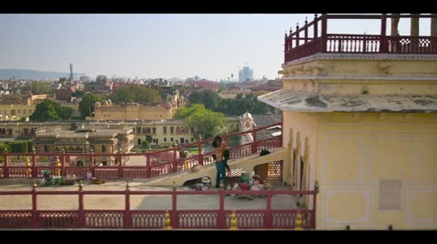 The Royals (2025) S01 E06 Web-DL 480p h264 [Hindi]