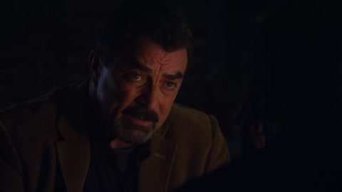 Jesse Stone: Benefit of the Doubt (2012) BluRay 720p h264 [Hindi-English]