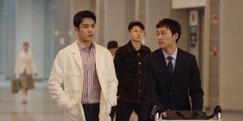 Fake It Till You Make It (2023) S01 E10 Web-DL 720p h264 [Hindi-Chinese]