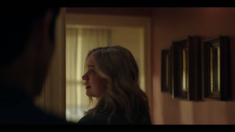 You (2018) S01 E09 Web-DL 1080p h264 [Hindi-English]