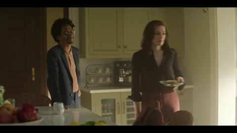 You (2018) S05 E03 Web-DL 1080p h264 [English-Hindi]