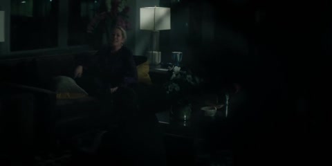 You (2018) S05 E02 Web-DL 1080p h264 [Hindi-English]