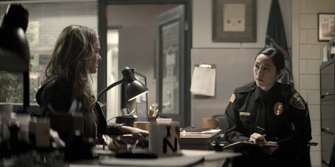 You (2018) S02 E05 Web-DL 1080p h264 [Hindi-English]