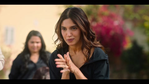 The Royals (2025) S01 E06 Web-DL 1080p h264 [Hindi]