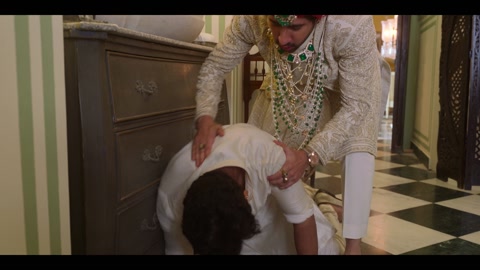 The Royals (2025) S01 E06 Web-DL 1080p h264 [Hindi]