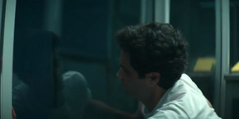 You (2018) S02 E09 Web-DL 480p h264 [Hindi-English]