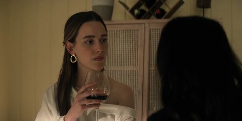 You (2018) S03 E05 Web-DL 480p h264 [Hindi-English]