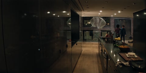 You (2018) S05 E07 Web-DL 720p hevc [Hindi-English]