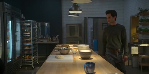 You (2018) S02 E03 Web-DL 480p h264 [Hindi-English]