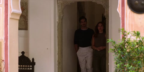 The Royals (2025) S01 E08 Web-DL 720p h264 [Hindi]