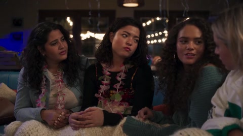 American Pie Presents: Girls' Rules (2020) Web-DL 720p h264 [English]