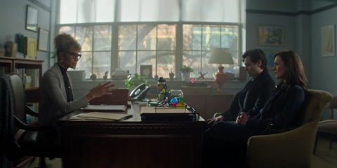 Download You (2018) S05 E02 Web-DL 720p h264 [Hindi-English] | Filmy21