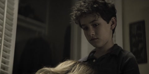 You (2018) S02 E09 Web-DL 1080p h264 [Hindi-English]