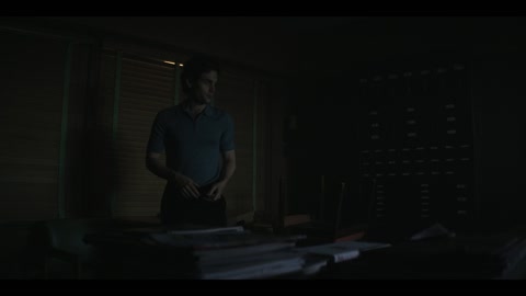You (2018) S03 E06 Web-DL 1080p h264 [English-Hindi]