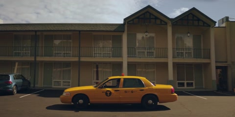 You (2018) S01 E04 Web-DL 480p h264 [Hindi-English]
